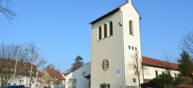 Kirchen in Fellbach: St. Johannes und Lutherische Kirchen in Fellbach: St. Johannes und Lutherische